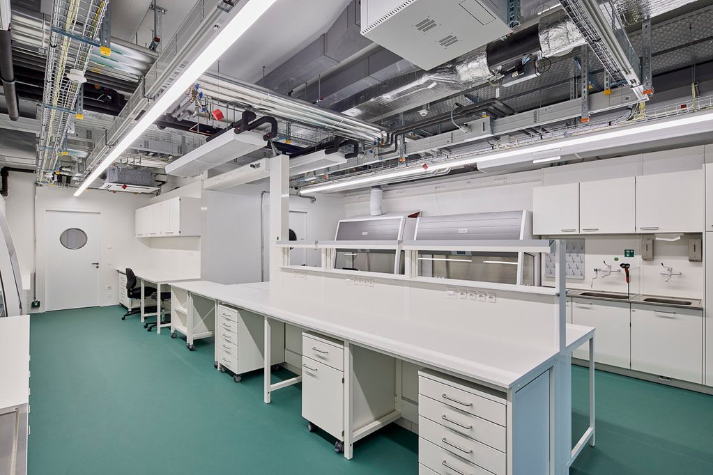 Références de INNLAB - fournisseur d'équipements de laboratoire sur mesure et décorateur intérieur de Allschwil, Rodersdorf et Bâle