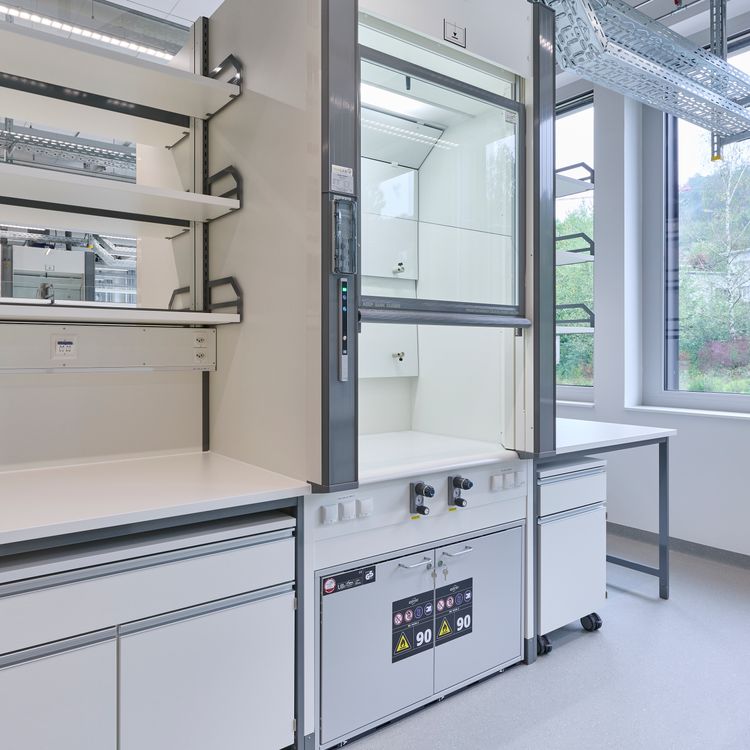 Laboreinrichtung Universität Zürich Irchel