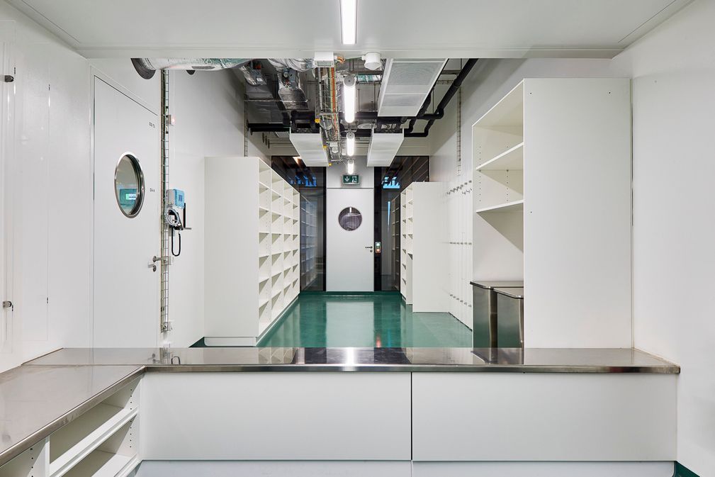 Armoires de INNLAB - fournisseur d'équipements de laboratoire sur mesure et décorateur intérieur de Allschwil, Rodersdorf et Bâle