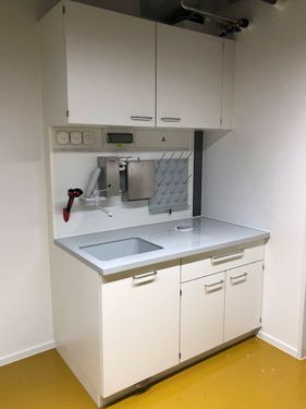 Sanitaire de INNLAB - fournisseur d'équipements de laboratoire sur mesure et décorateur intérieur de Allschwil, Rodersdorf et Bâle
