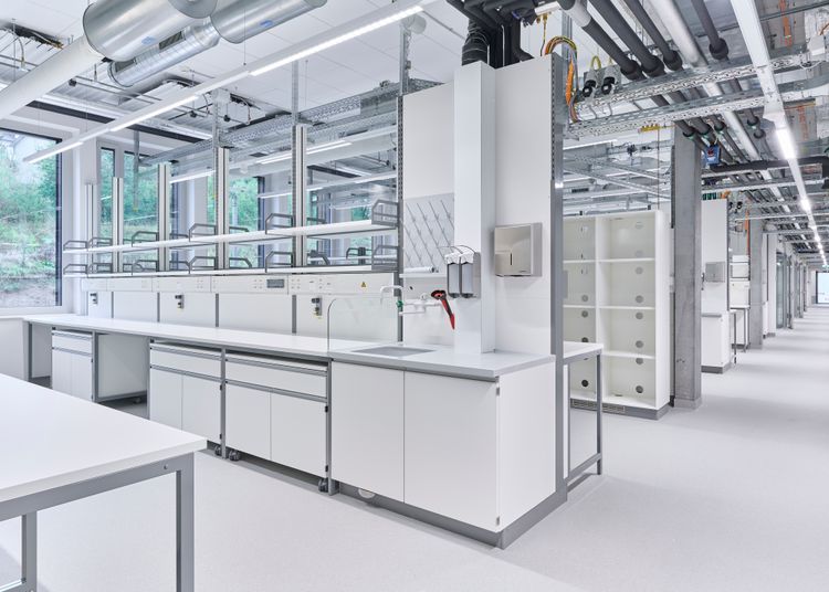 Laboreinrichtung Universität Zürich Irchel