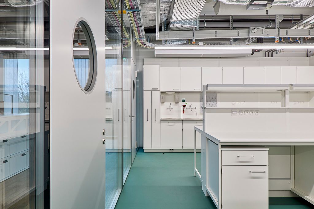 Références de INNLAB - fournisseur d'équipements de laboratoire sur mesure et décorateur intérieur de Allschwil, Rodersdorf et Bâle