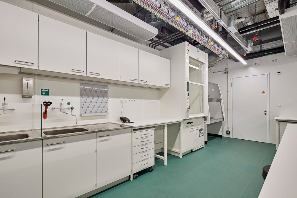 Références de INNLAB - fournisseur d'équipements de laboratoire sur mesure et décorateur intérieur de Allschwil, Rodersdorf et Bâle