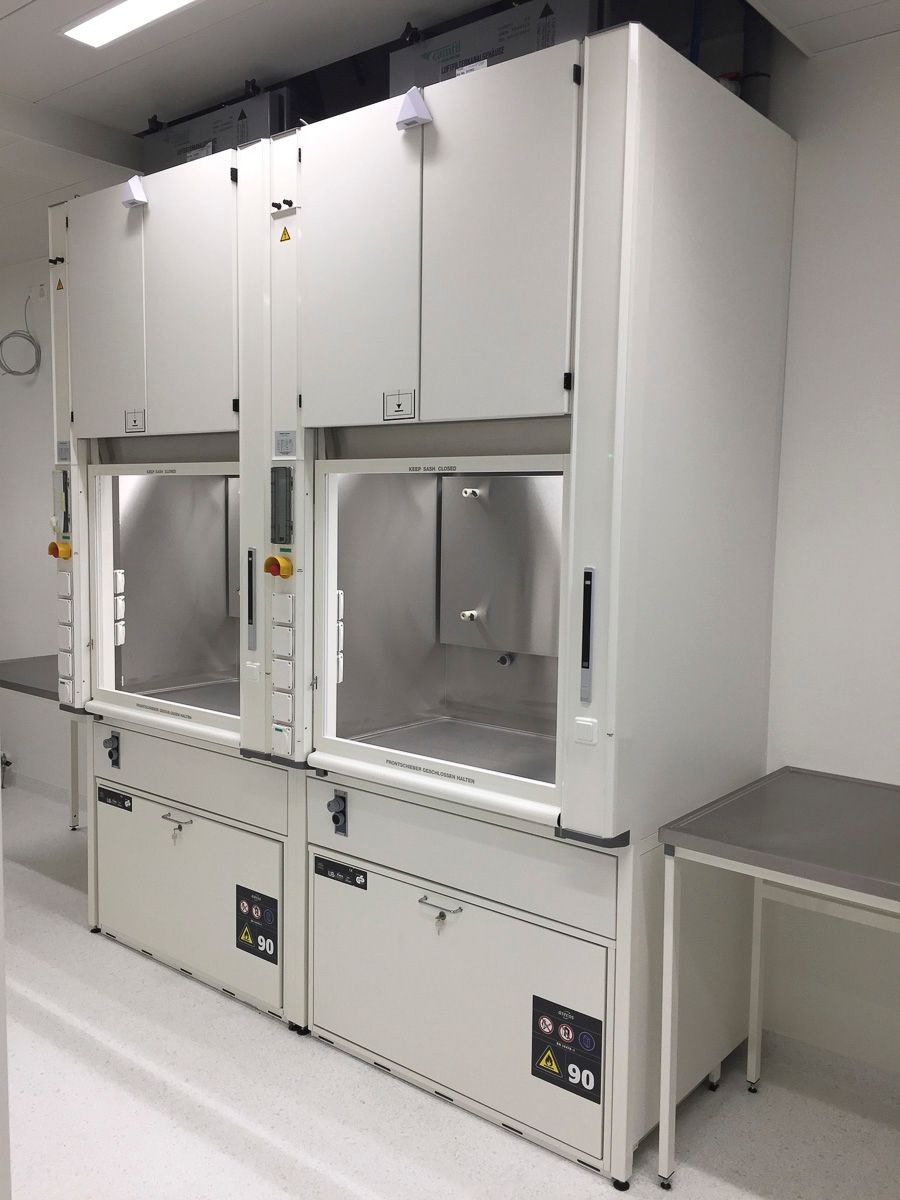 Sorbonnes/ hottes de laboratoire de INNLAB - fournisseur d'équipements de laboratoire sur mesure et décorateur intérieur de Allschwil, Rodersdorf et Bâle