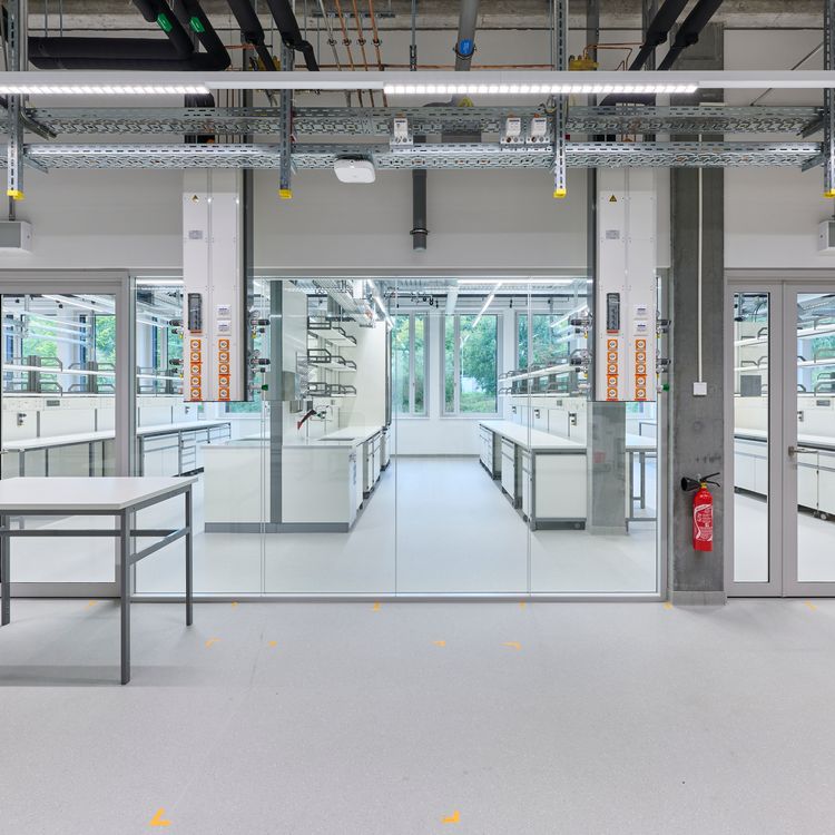 Laboreinrichtung Universität Zürich Irchel