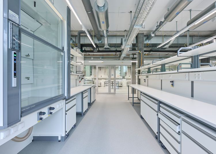 Laboreinrichtung Universität Zürich Irchel